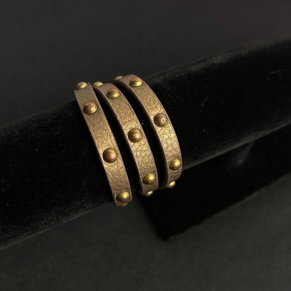 Chloe + Isabel Bronze Brown Leather Triple Wrap Studded Bracelet Gold Snaps - Picture 4 of 4
